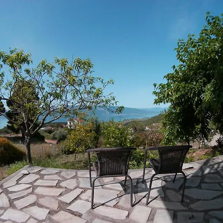 Holiday home Luxurius Vila Lichada Likhas